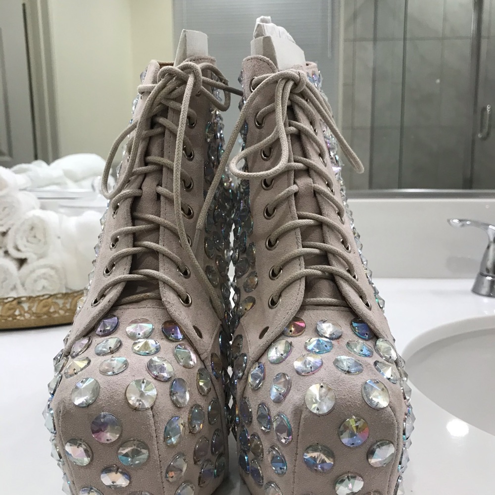 Jeffrey Campbell White Ankle Boots with Iridescent Accents - Picture 5 of 8